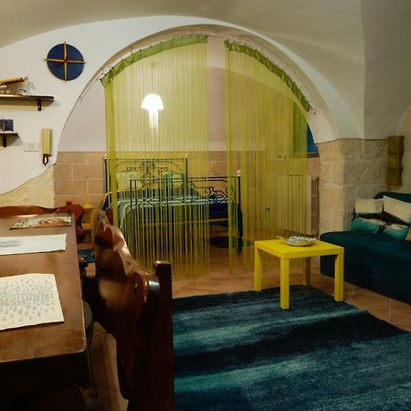 Apartamento Il Sottomarino Bari Exterior foto
