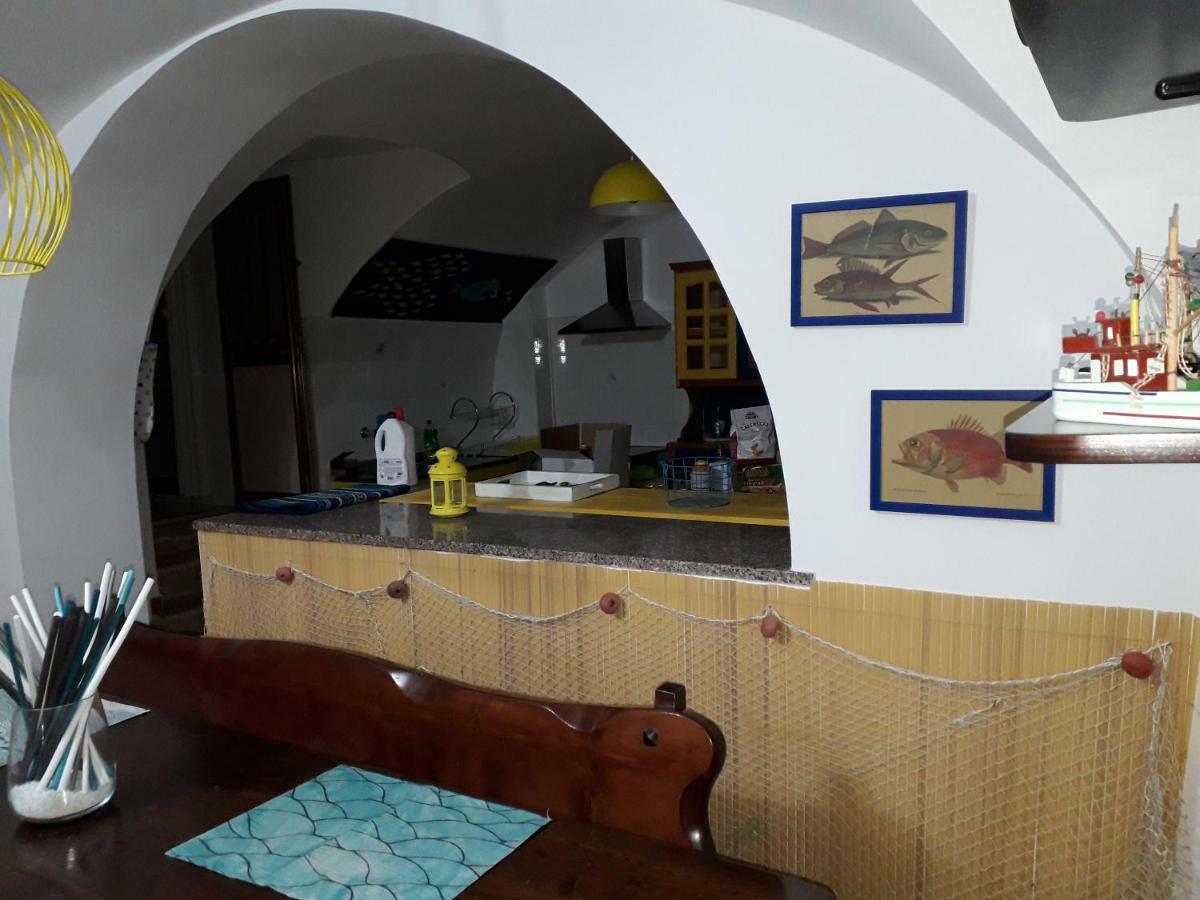 Apartamento Il Sottomarino Bari Exterior foto